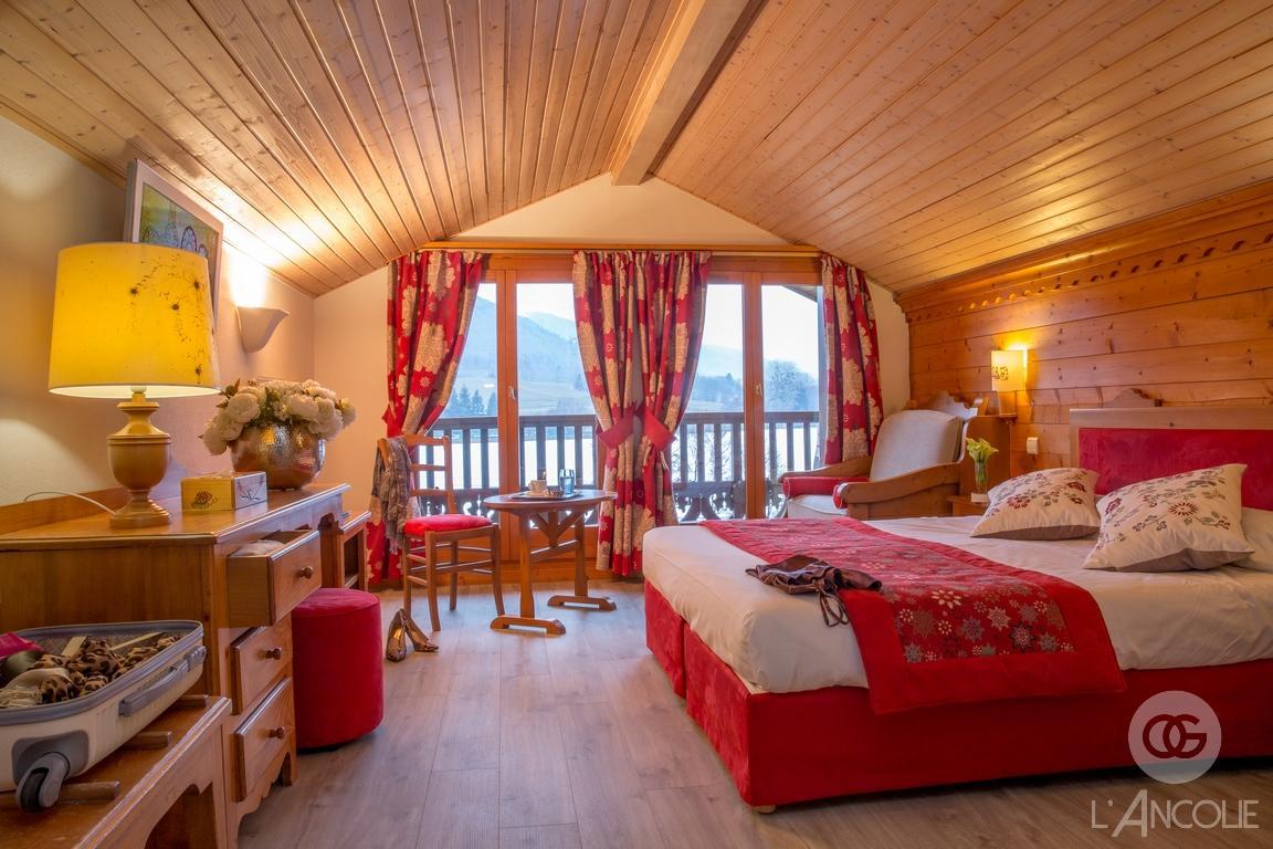 L'Ancolie "Chalet Du Lac" Cruseilles Exterior photo